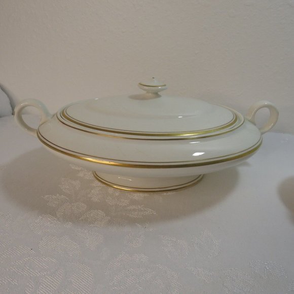 Vintage Ceramic Serving Bowl w/Lid & Gravy Boat Dish Bowl  K T & K Gold Trim - Picture 7 of 16